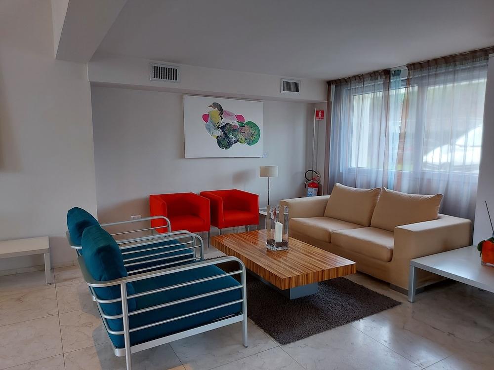 פרנקווילה אל מארה Phi Hotel Alcione מראה חיצוני תמונה